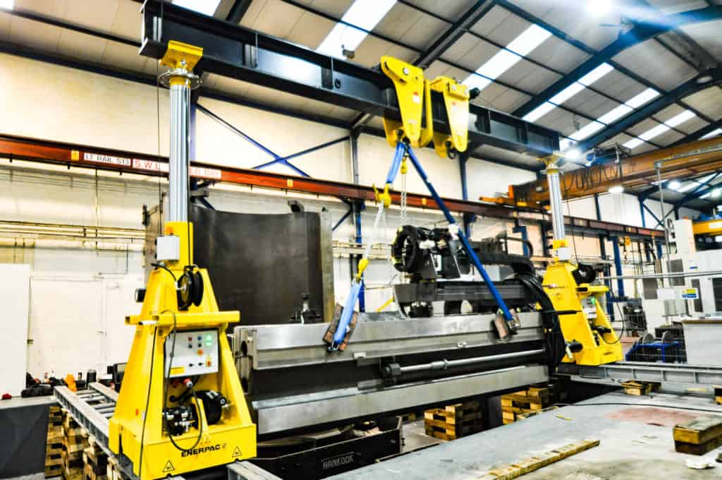 Hydraulic Jacking Systems | Merritts Heavy Machinery Moving